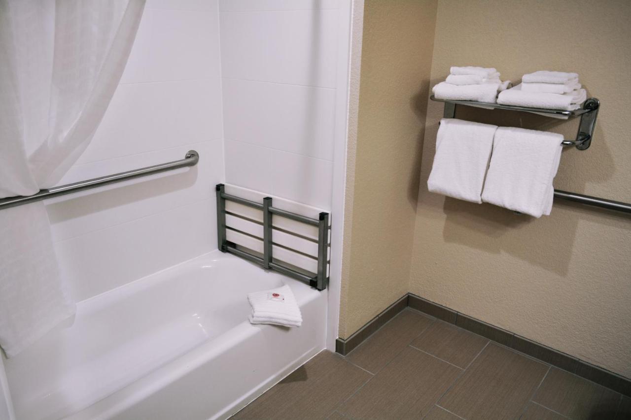Hotel Comfort & - Mandeville Covington