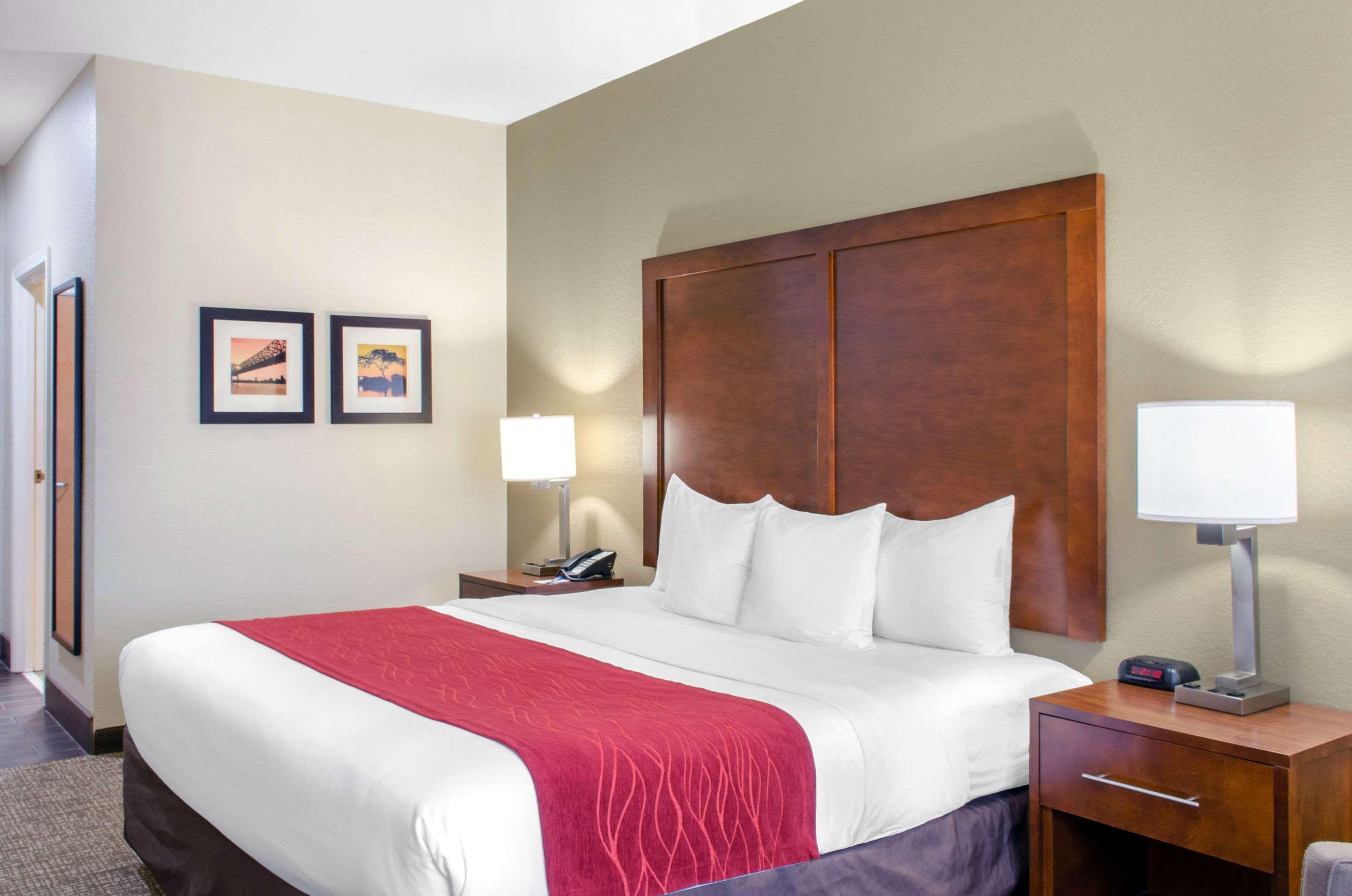 Hotel Comfort & - Mandeville 2*