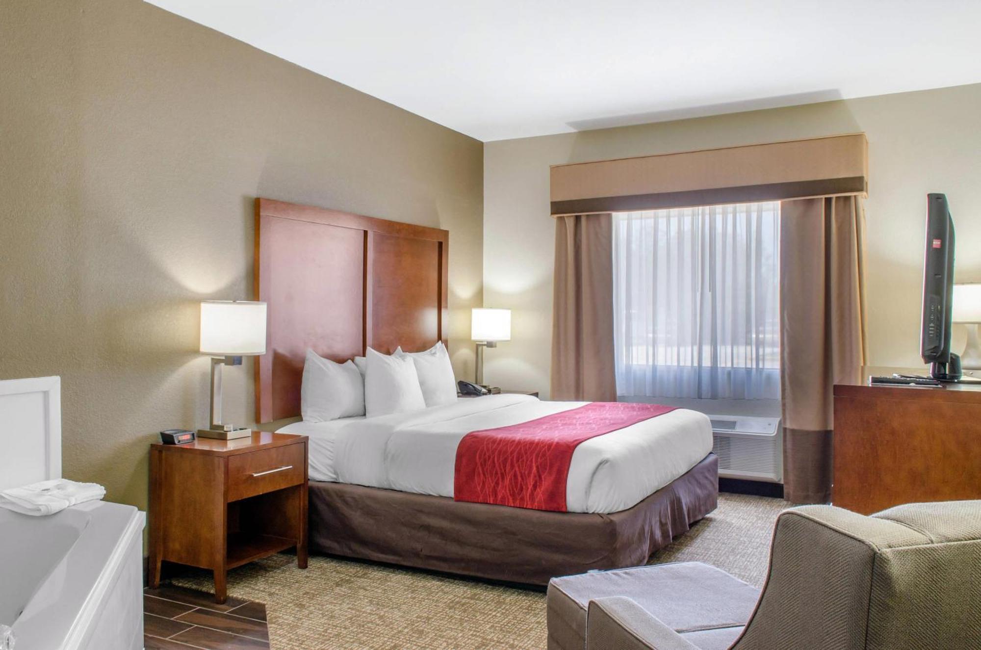 Hotel Comfort & - Mandeville 2*