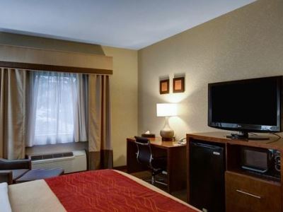Comfort & - Mandeville Hotel Covington