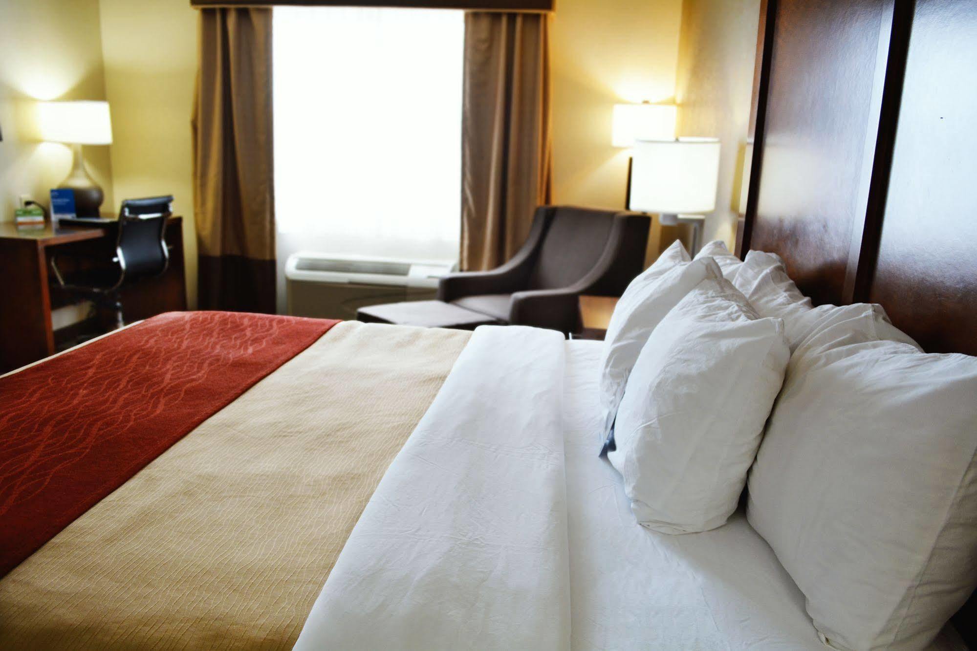 Hotel Comfort & - Mandeville Covington